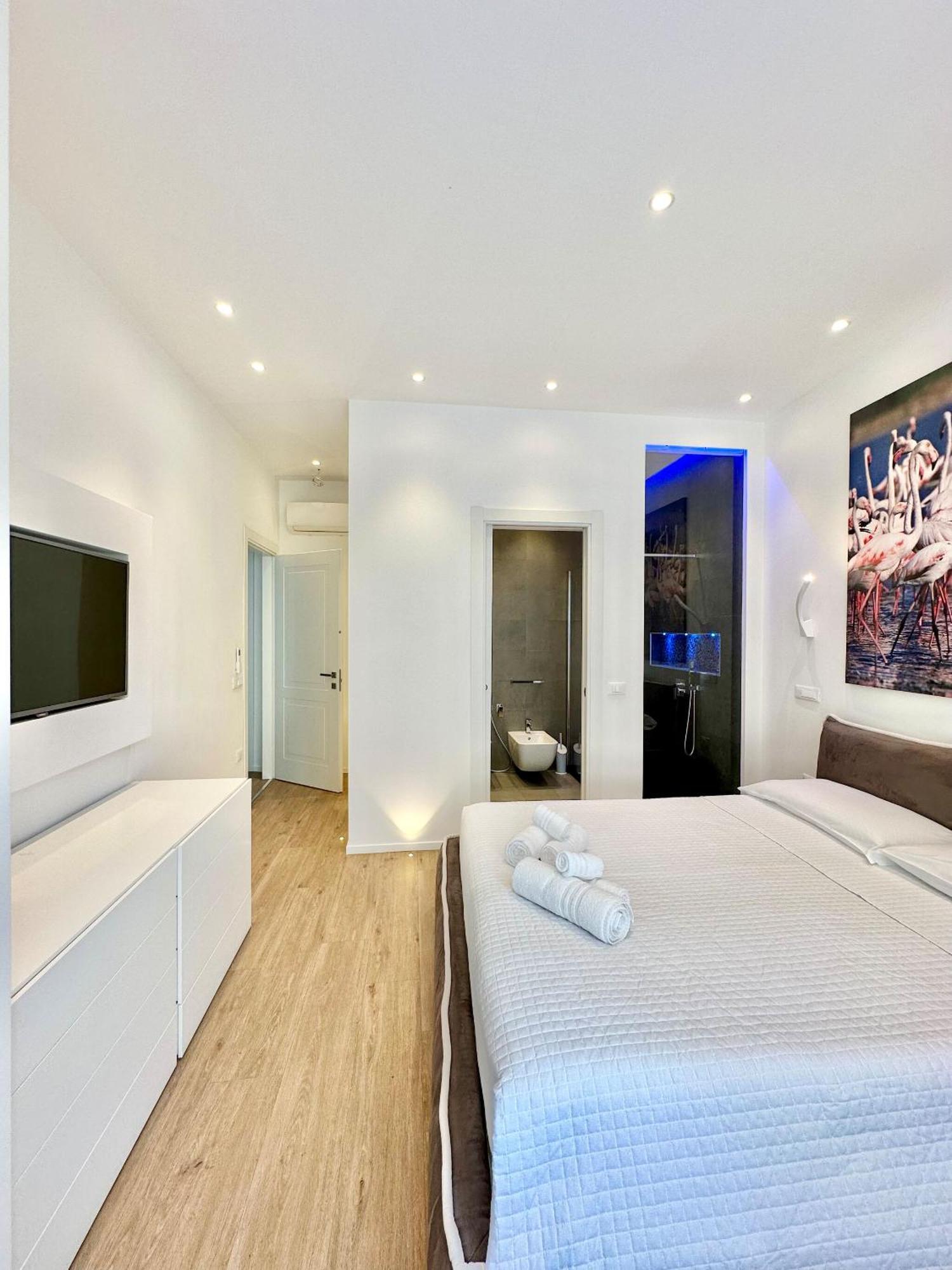 Spacious House In The Heart Of Cagliari With Terrace Villa Exterior photo